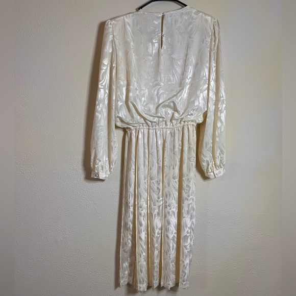 In The Mood Vintage Lace Pleated Ivory Dress Size 10 Long Sleeve 80's 90’s - Picture 6 of 16